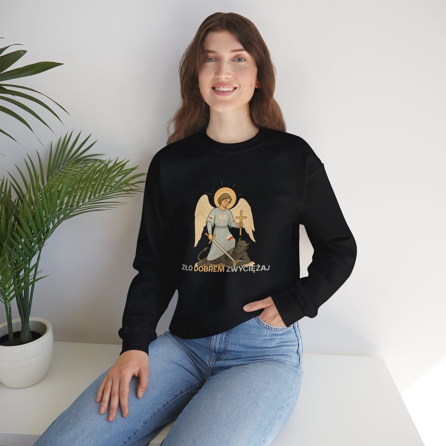Unisex bluza „Zło dobrem zwyciężaj” z archaniołem – siła, która ma twarz łagodności